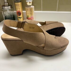 NEW Chinese Laundry Faux Suede Tan Wedge Sandals